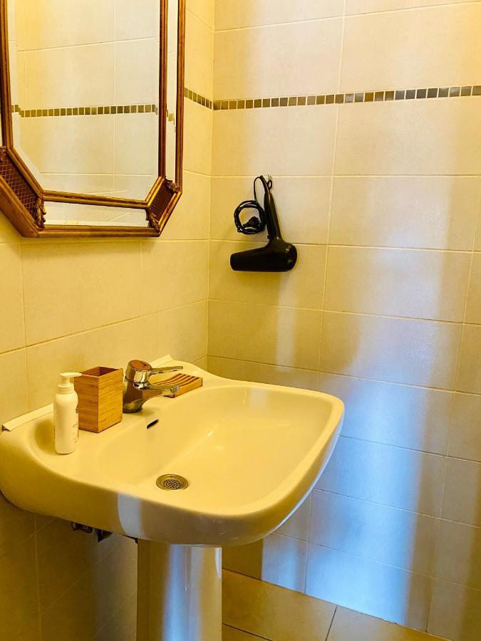 Pang'S Guesthouse Mestre Ngoại thất bức ảnh